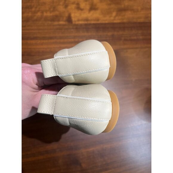 Everlane Cream Leather Flats - Picture 8 of 15